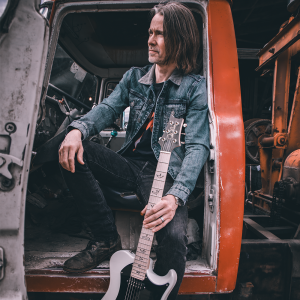 MYLES KENNEDY to Release Third Solo Album, “The Art Of Letting Go”, on October 11