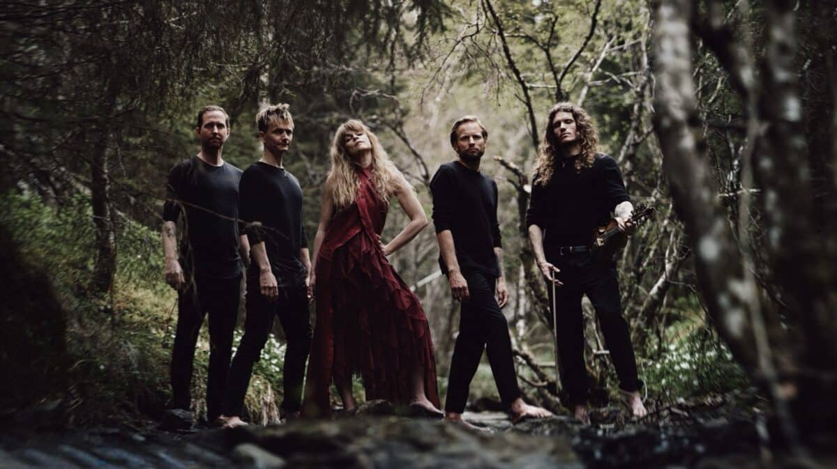 GÅTE SIGIL Interview featuring the Norwegian band GÅTE in a forest